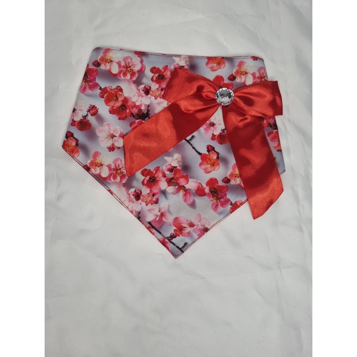 EL MUNDO DE EMMA - Bandana mascota flores rojas talla S