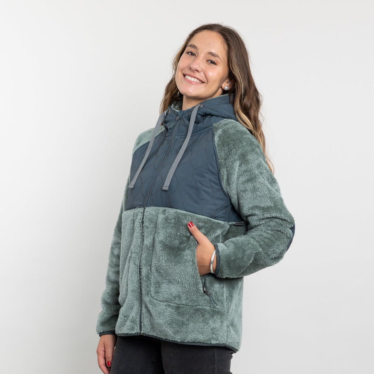 POLEMIC - Poleron mujer Polar Shaggy Acolchado con gorro Polemic