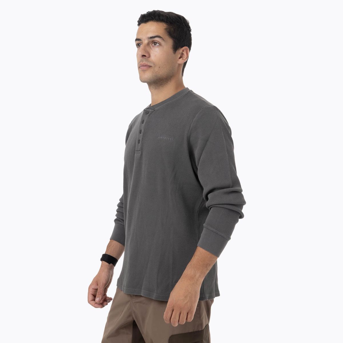 MERRELL - Polera ML Textil Hombre Rapaces Gris Oscuro MERRELL