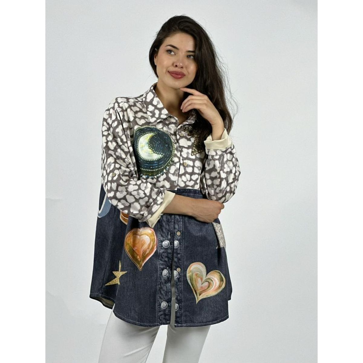 ENIGMATICA BOUTIQUE - Chaqueta Gamuza Floral Luna Estrella y Corazones