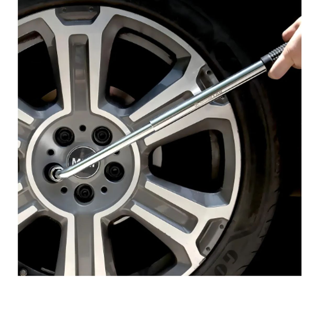 GENERICO - Llave De Rueda Con Barrote Universal Llantas 17-19 21-23 Mm