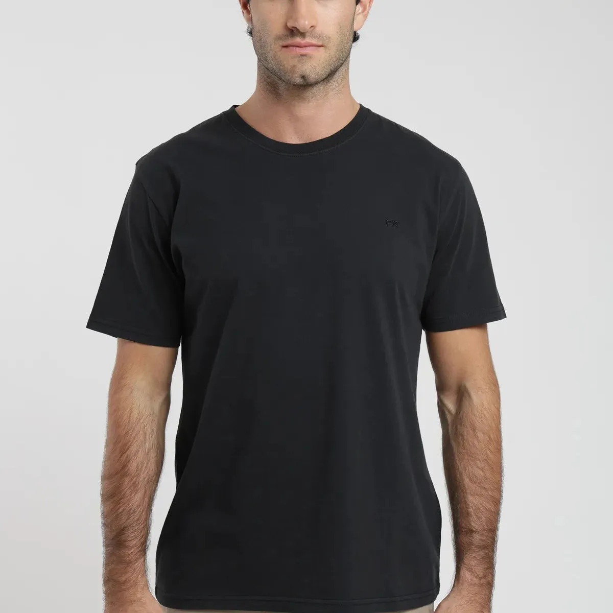 FROENS - Polera Hombre Slim Corta Algodón Orgánico Froens