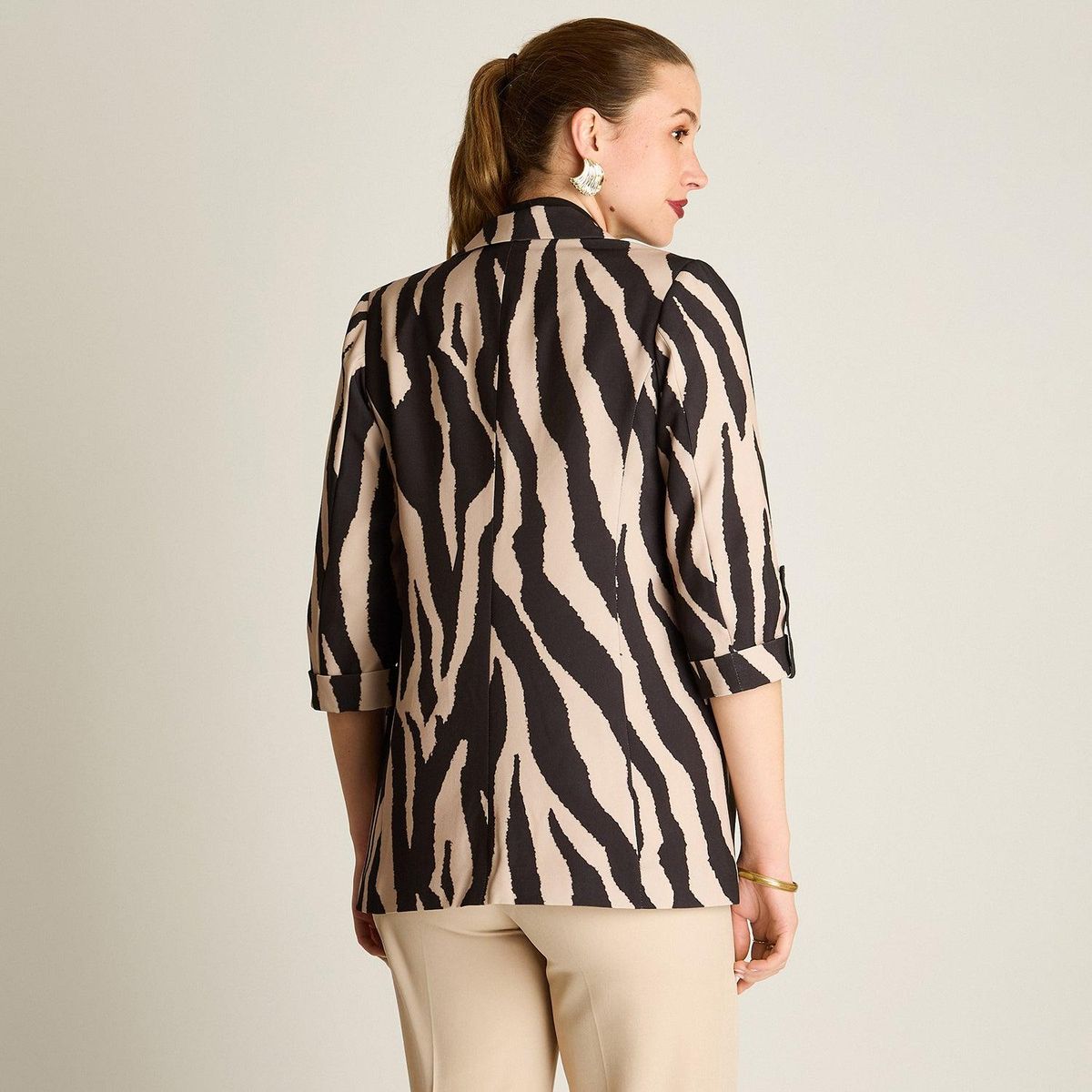 LORENZO DI PONTTI - Blazer Negro Manga 3/4 con Bolsillos y Solapa