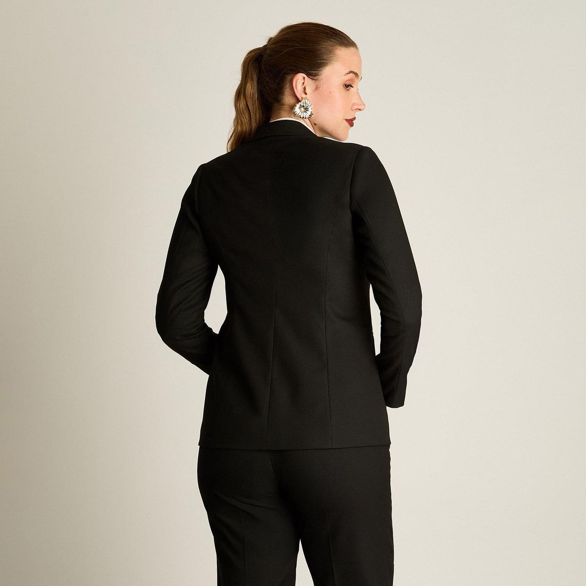 LORENZO DI PONTTI - Blazer Negro Clásico con Bolsillos y Solapa