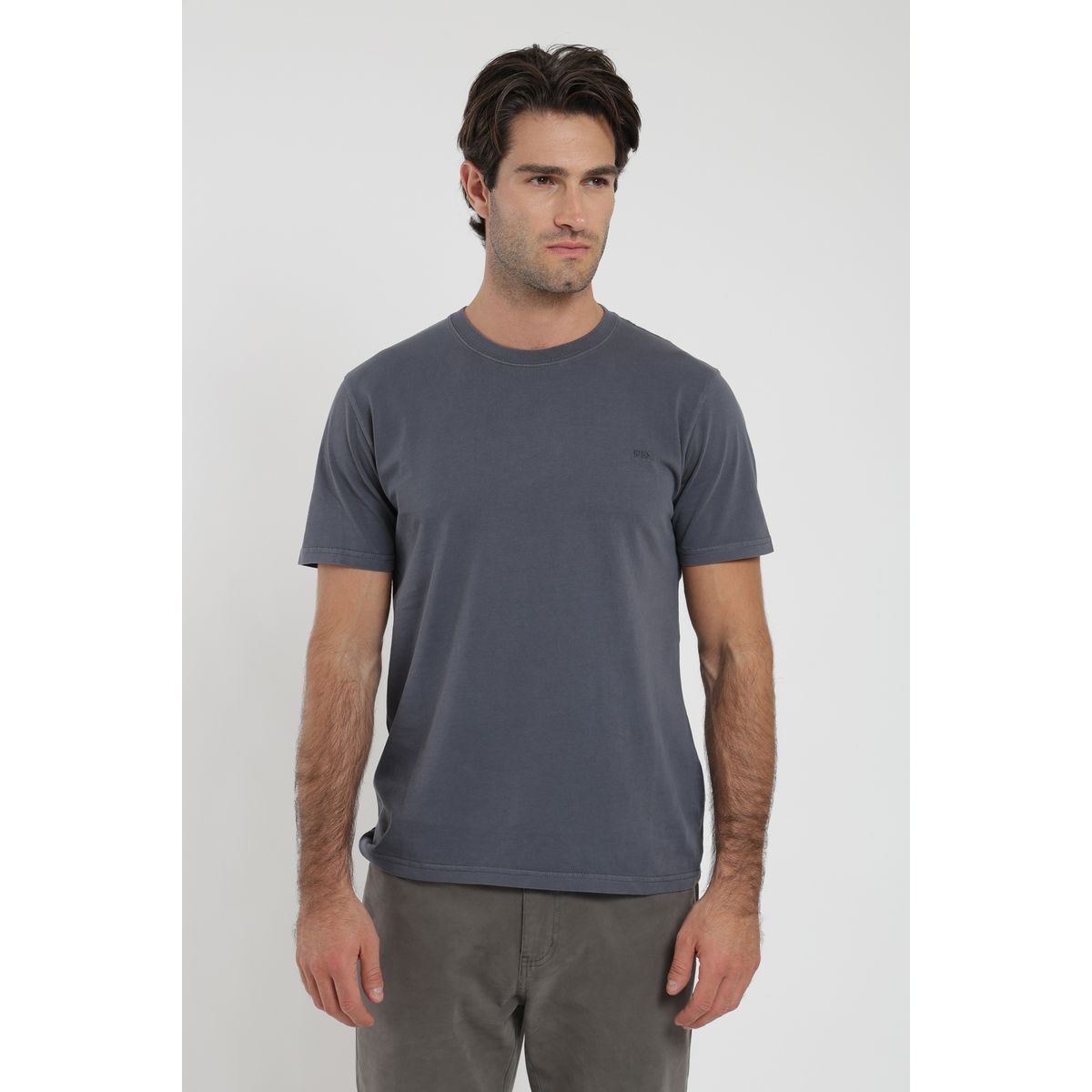 FROENS - Polera Hombre Slim Corta Algodón Orgánico Froens