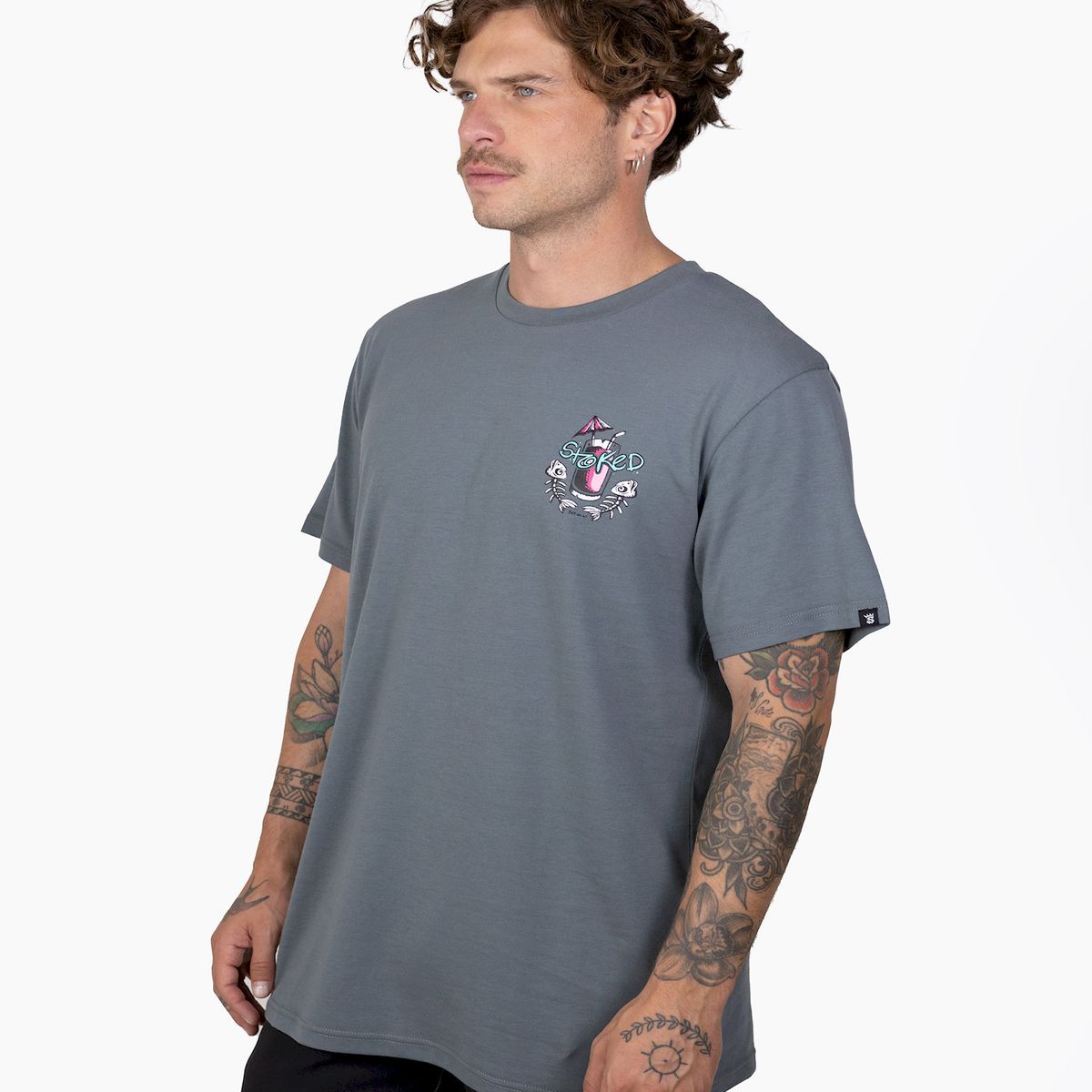 STOKED - Polera Hombre Shark Gris Stoked