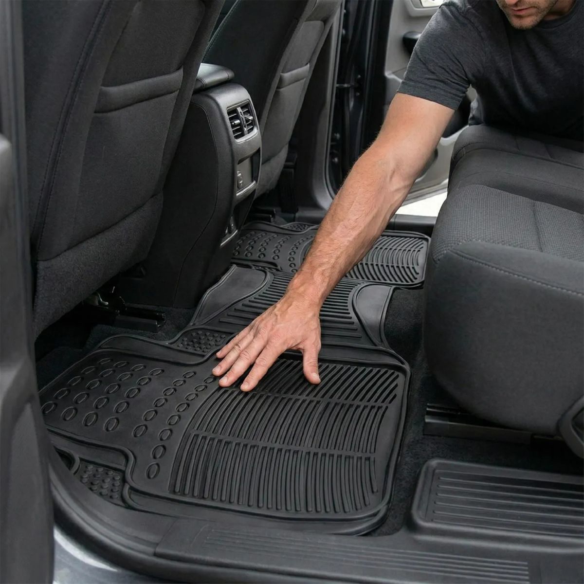XROAD - Alfombra Piso de Goma para auto Universal 3 piezas Xroad