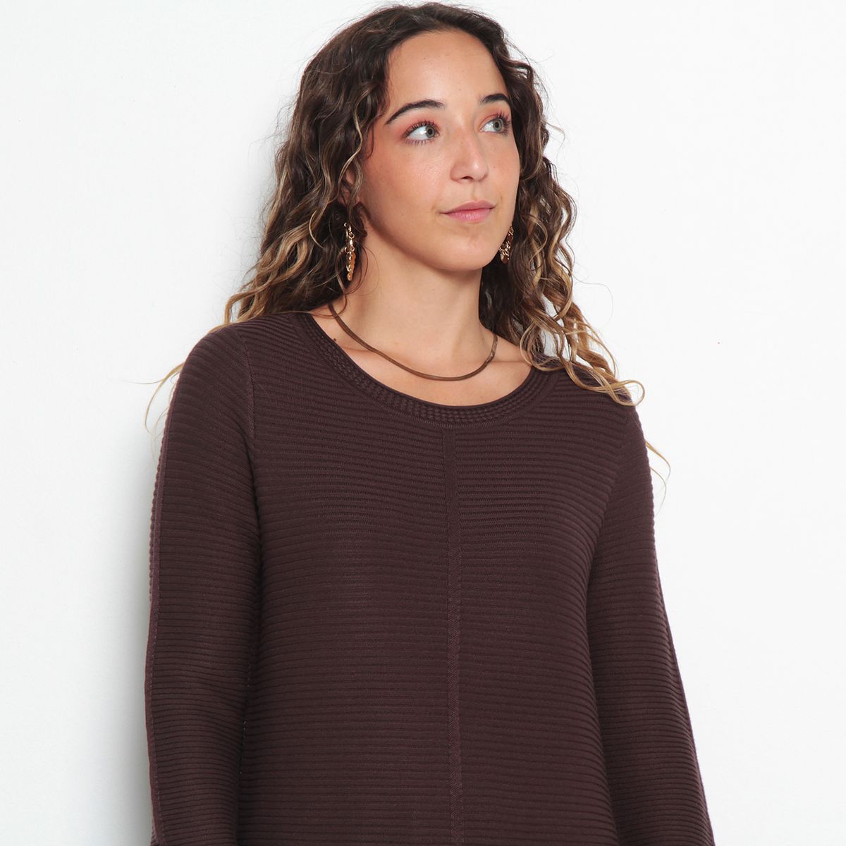 WADOS - SWEATER BASICO MANGA LARGA ESCOTE REDONDO