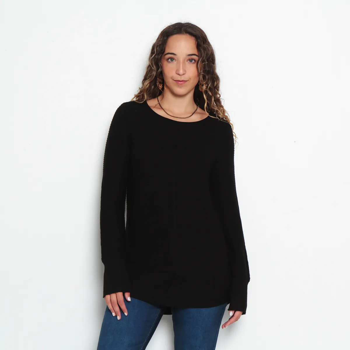 WADOS - SWEATER BASICO MANGA LARGA ESCOTE REDONDO
