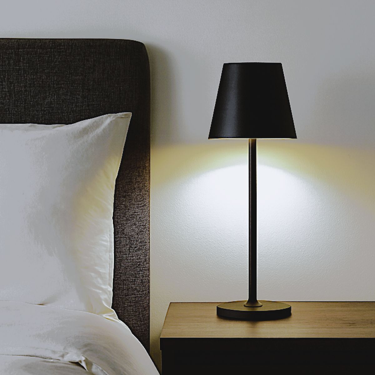 MEGABRIGHT - LAMPARA RECARGABLE NEGRO TACTIL