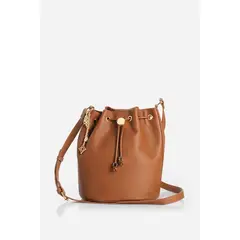 LIOLA - Bolso Charm, Simil Cuero, Camel