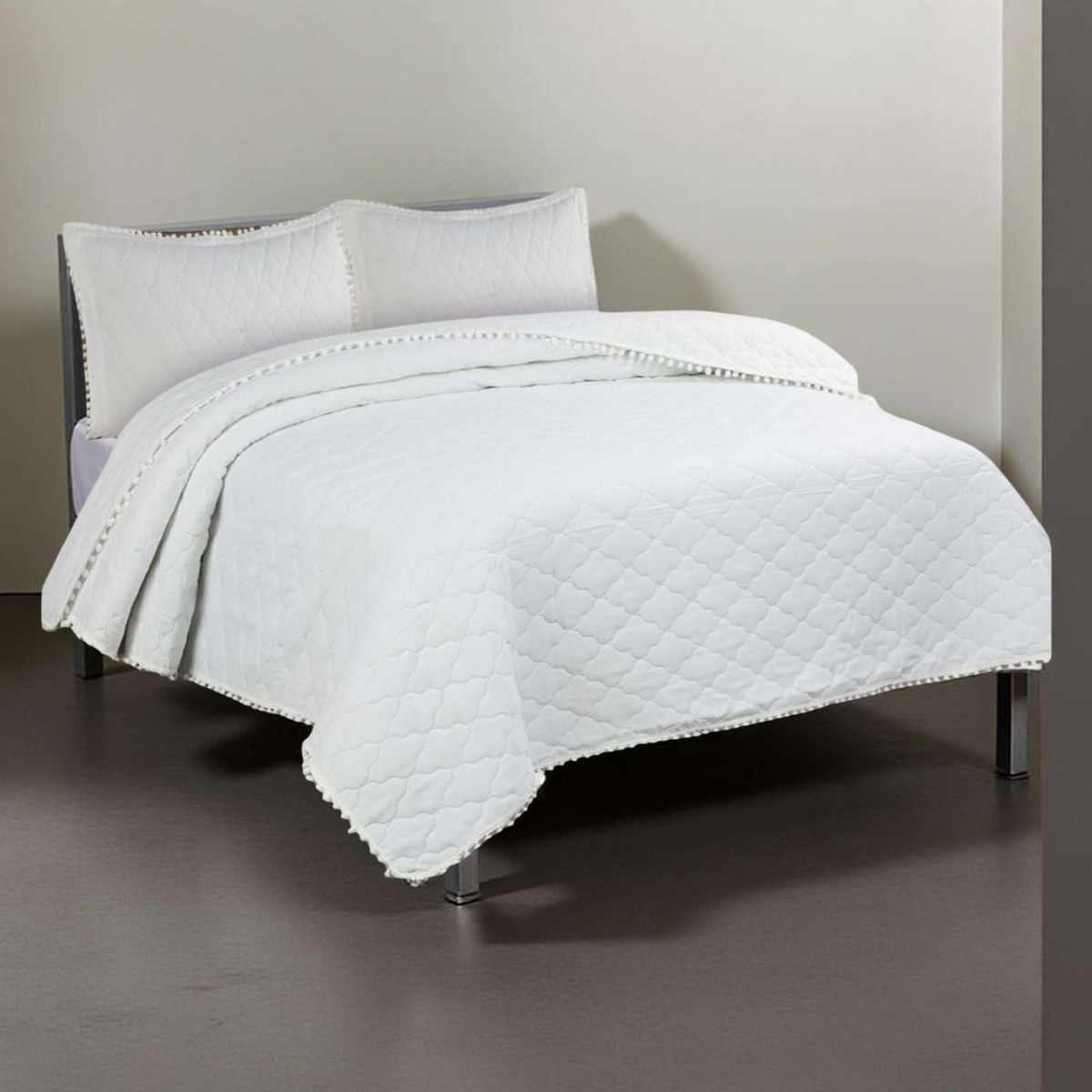 GENERICO - Quilt Premium Blanco Boho-Chic con Pompones Plaza y media