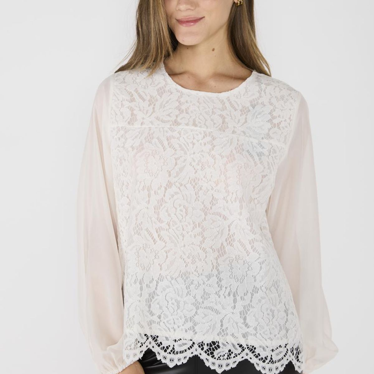 ECLIPSE - Blusa Romántica Guadalupe Crudo