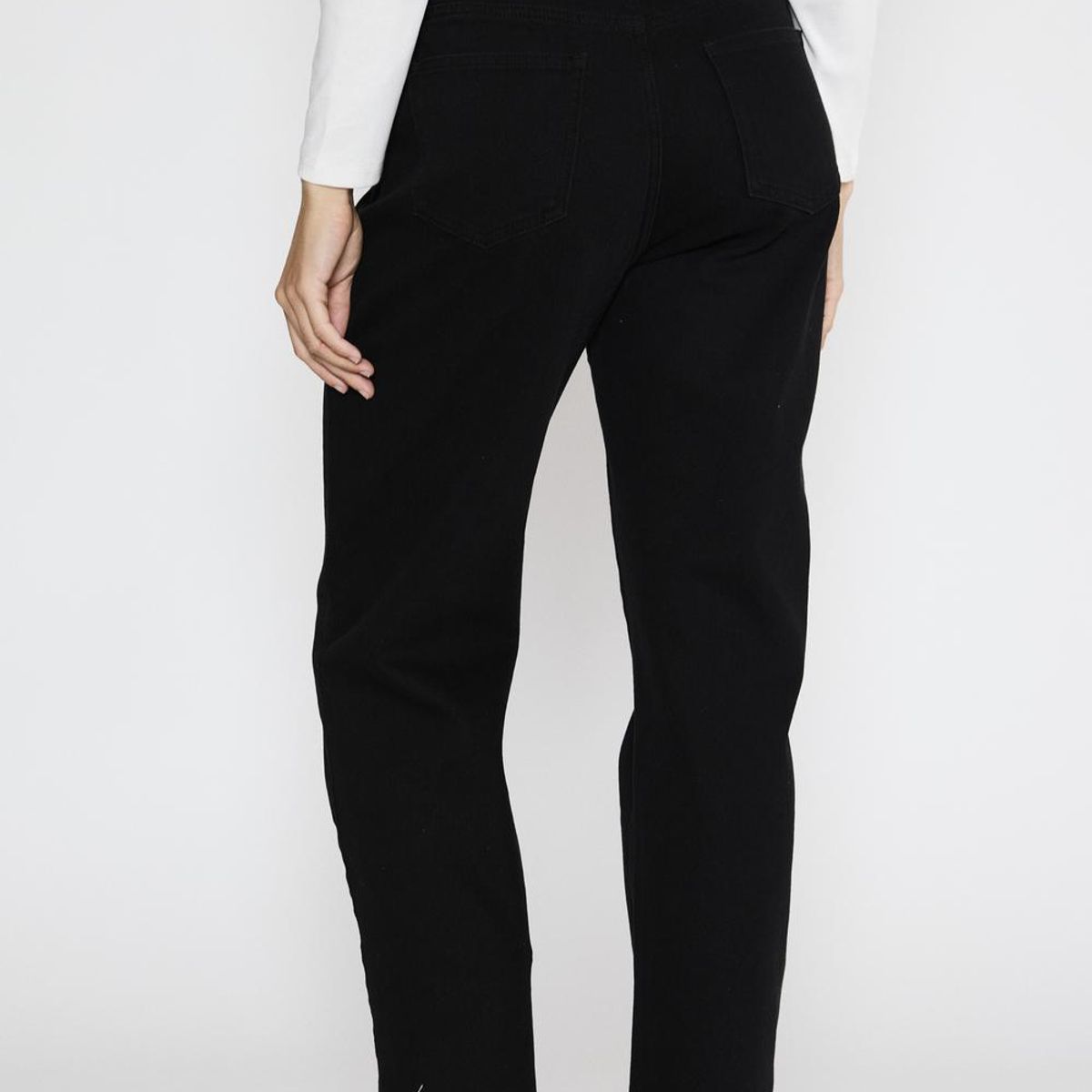 ECLIPSE - Jeans Straight Elasticado Sofía Negro