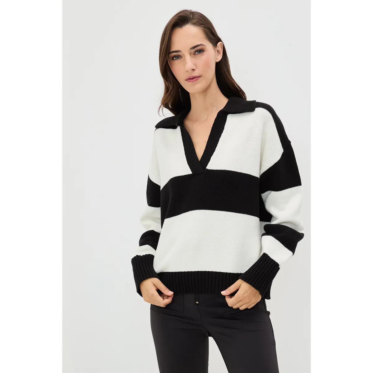 IO - Sweater Fantasia Mujer Negro Io
