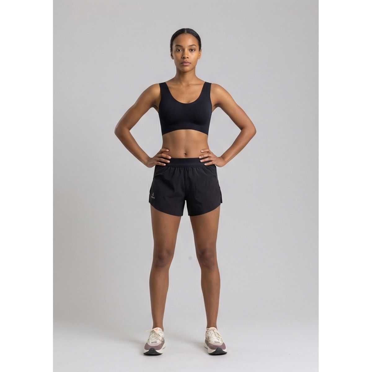 THEA - Short Salus Black