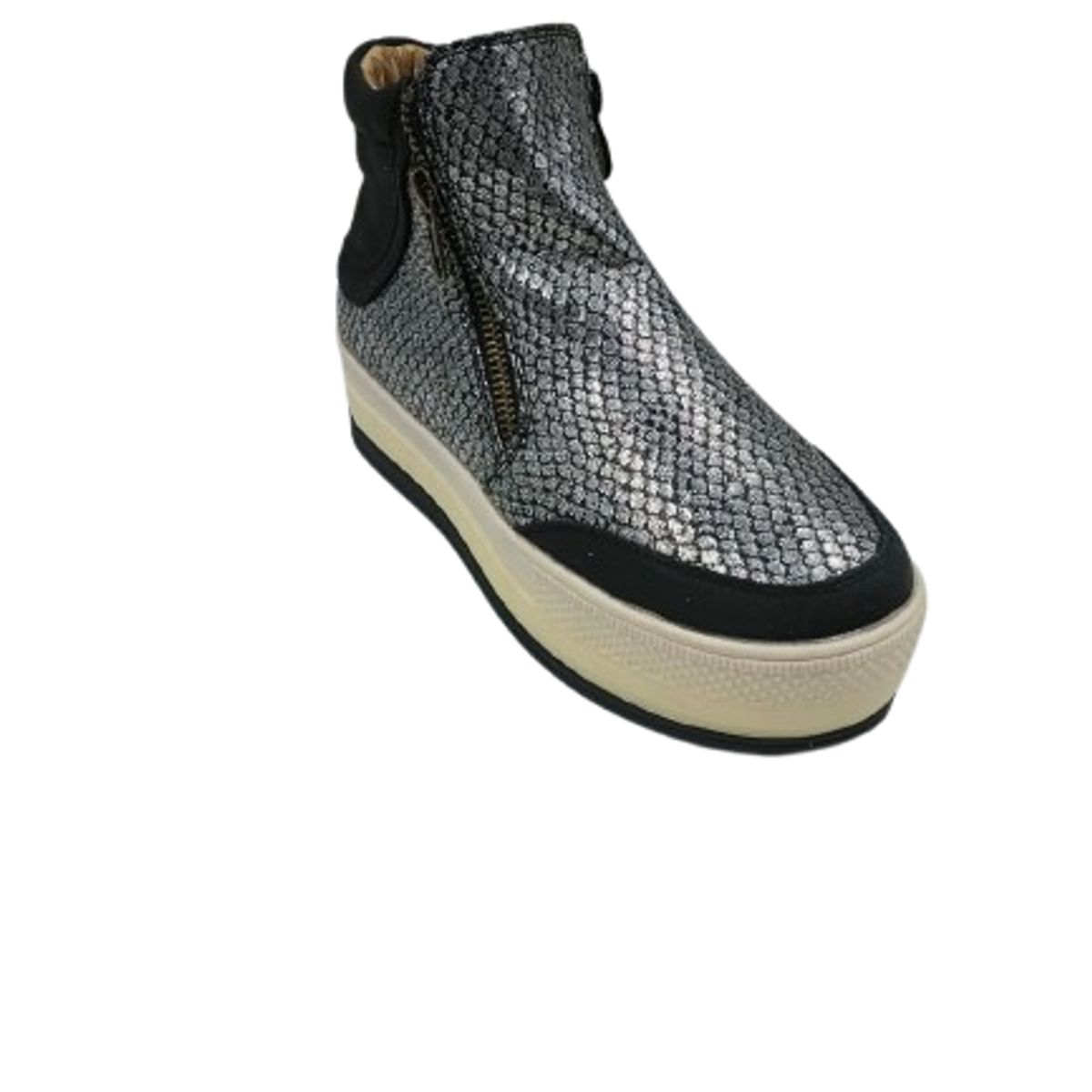 HERIEL - Zapatilla Plateada Urbana