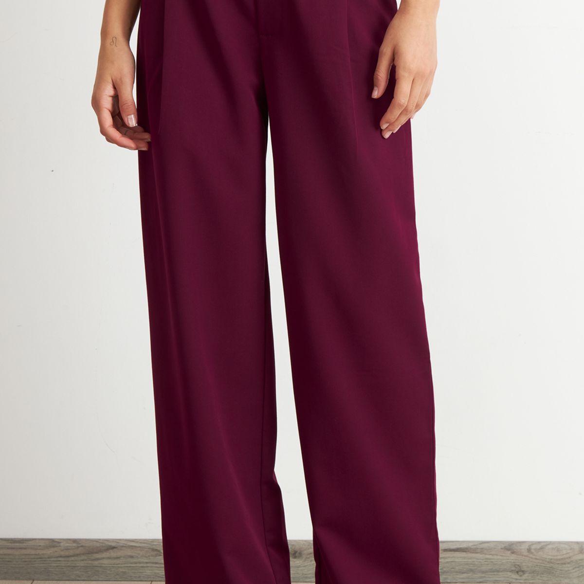 NICOPOLY - Pantalón Vestir Recto Burdeo Nicopoly