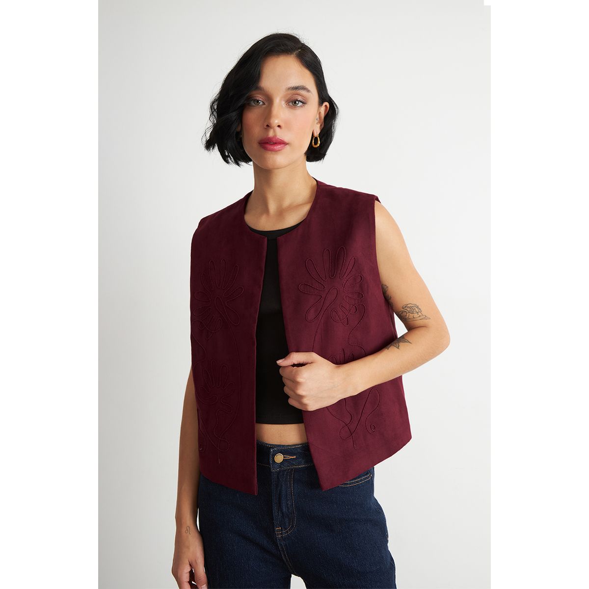 NICOPOLY - Vest Tipo Gamuza Bordado Burdeo Nicopoly