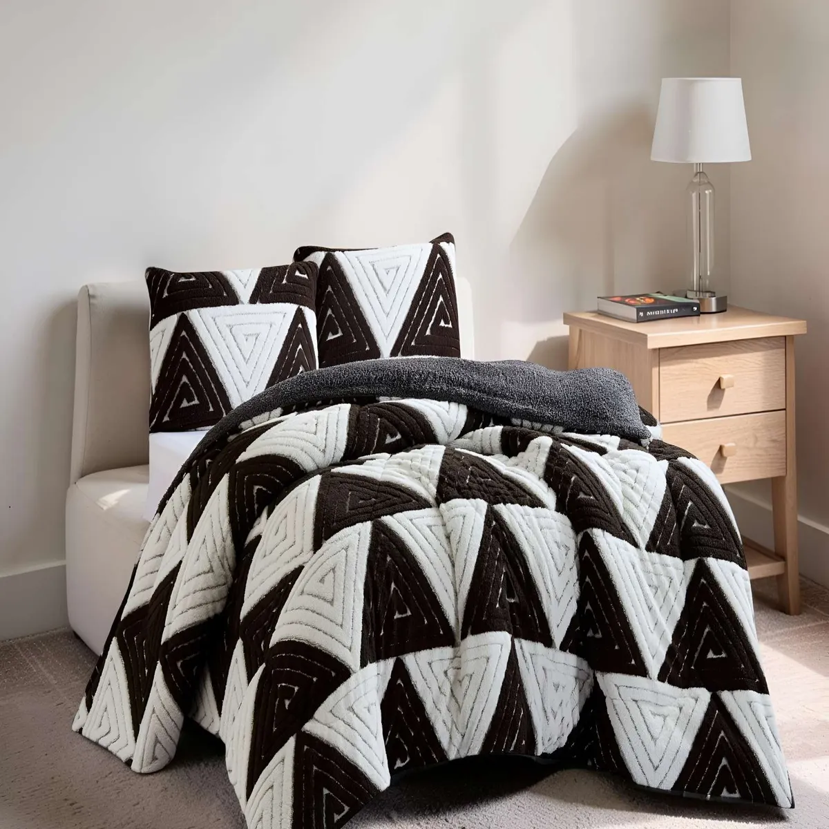 GENERICO - COBERTOR DE JACQUERD CUTTING KING  COLOR BLANCO CON NEGRO
