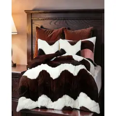GENERICO - COBERTOR PELUDO 2 PLAZA CON CHIPORROS Y DISEÑO COLOR CAFÉ