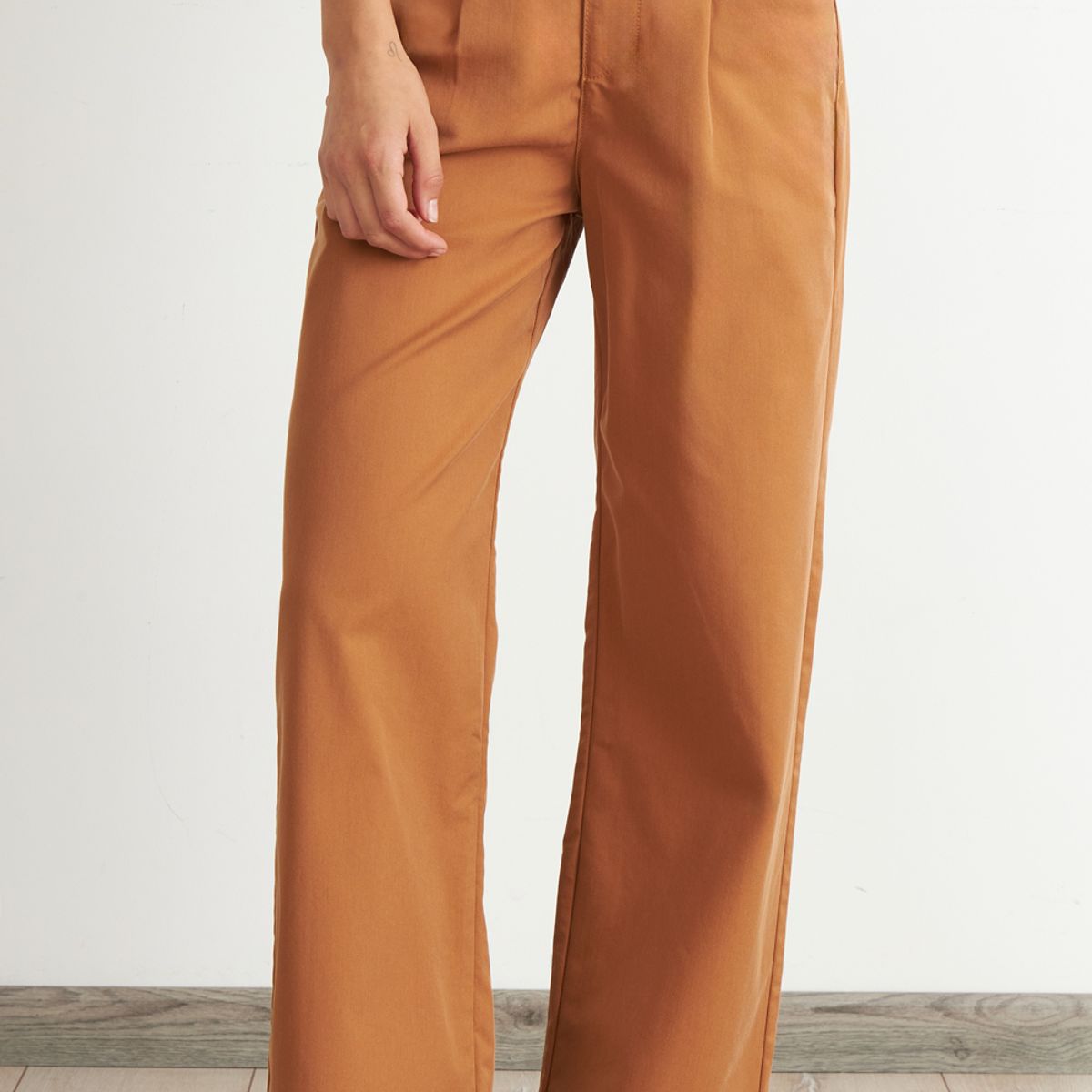 NICOPOLY - Jeans Corte Recto Khaki Nicopoly