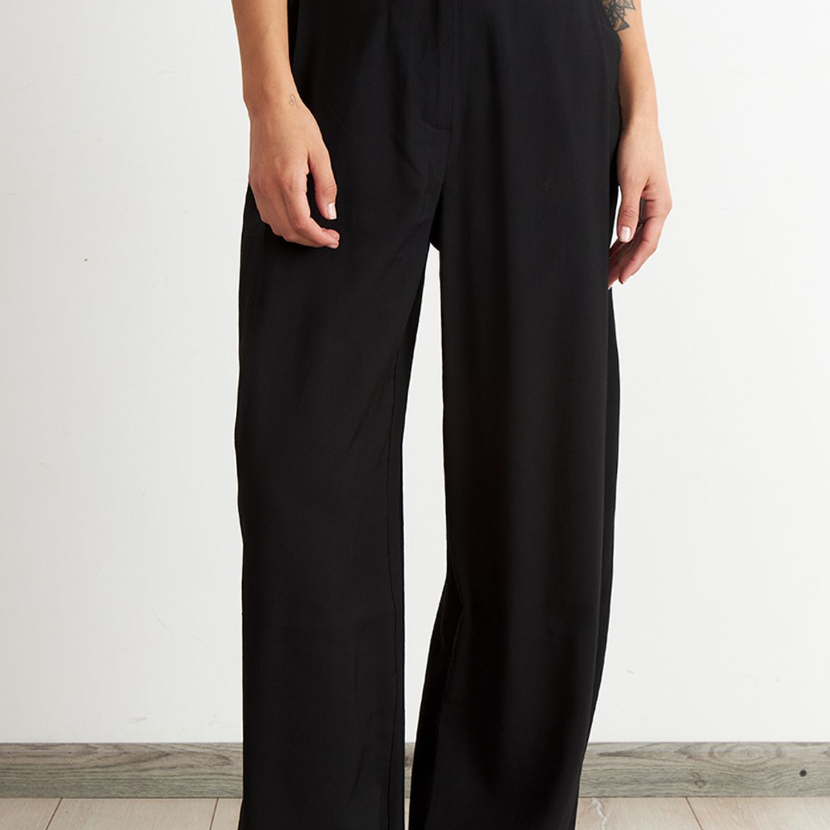 NICOPOLY - Pantalón Estilo Japonés Pierna Ancha Negro Nicopoly