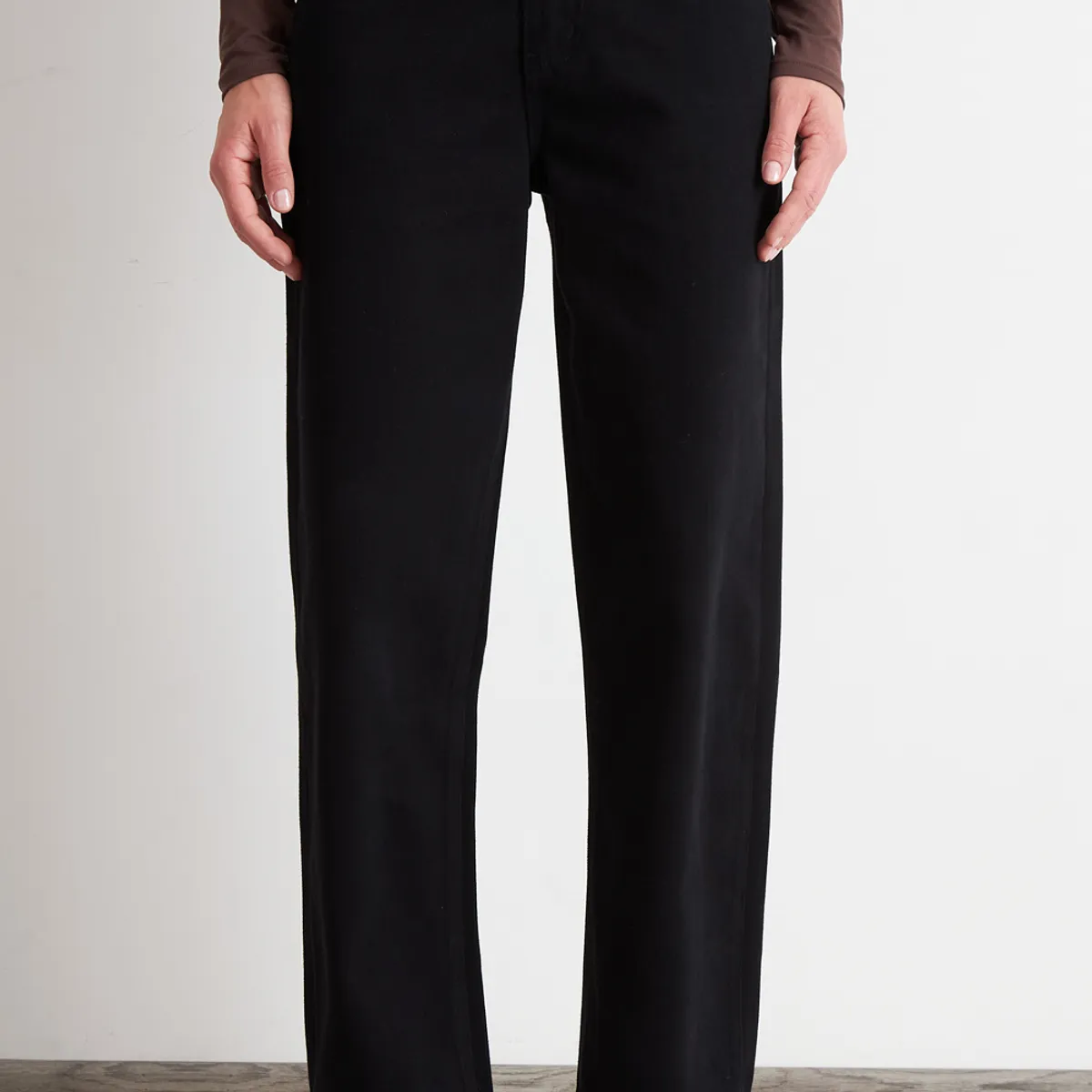 NICOPOLY - Jeans Rectos Tiro Alto Negro	 Nicopoly