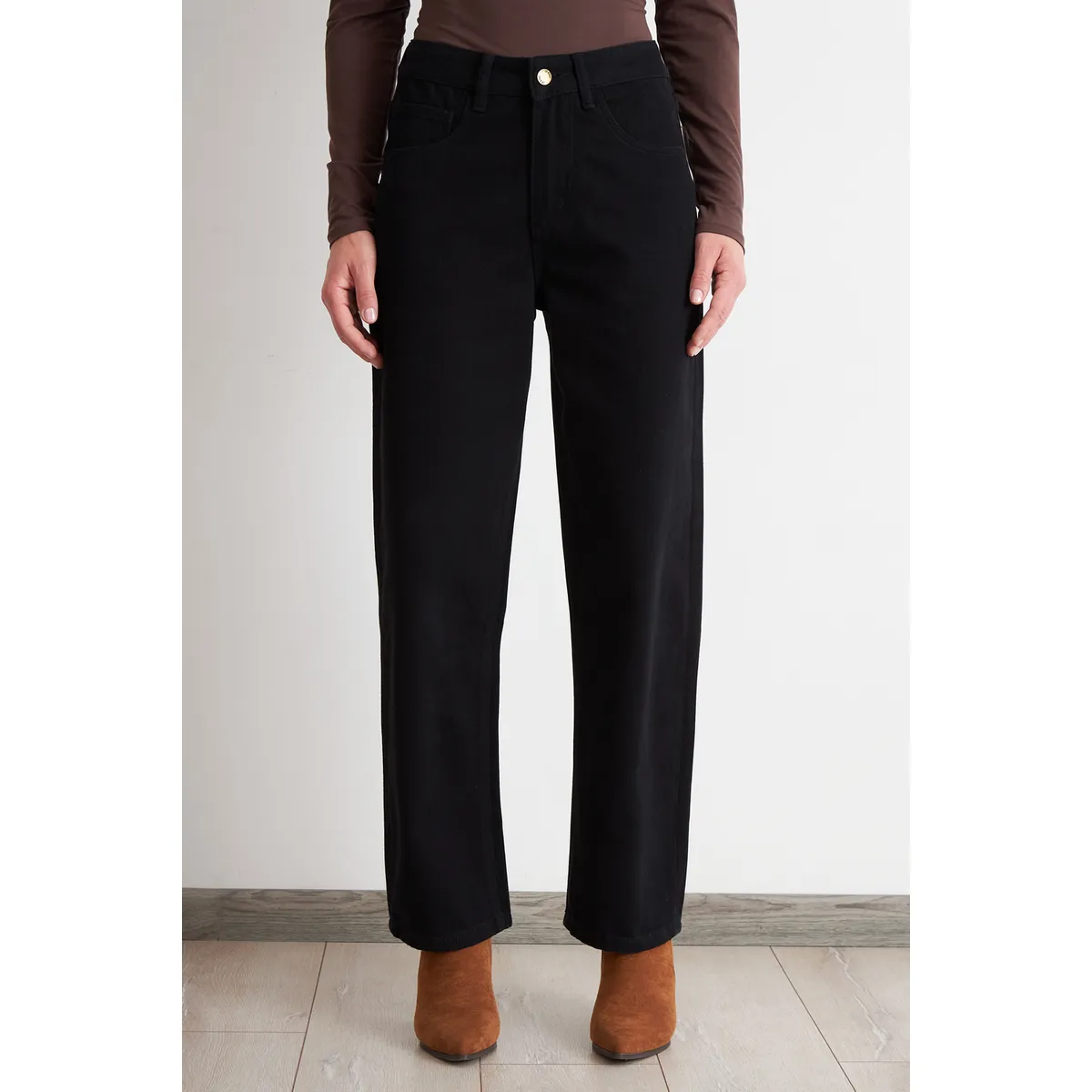 NICOPOLY - Jeans Rectos Tiro Alto Negro	 Nicopoly