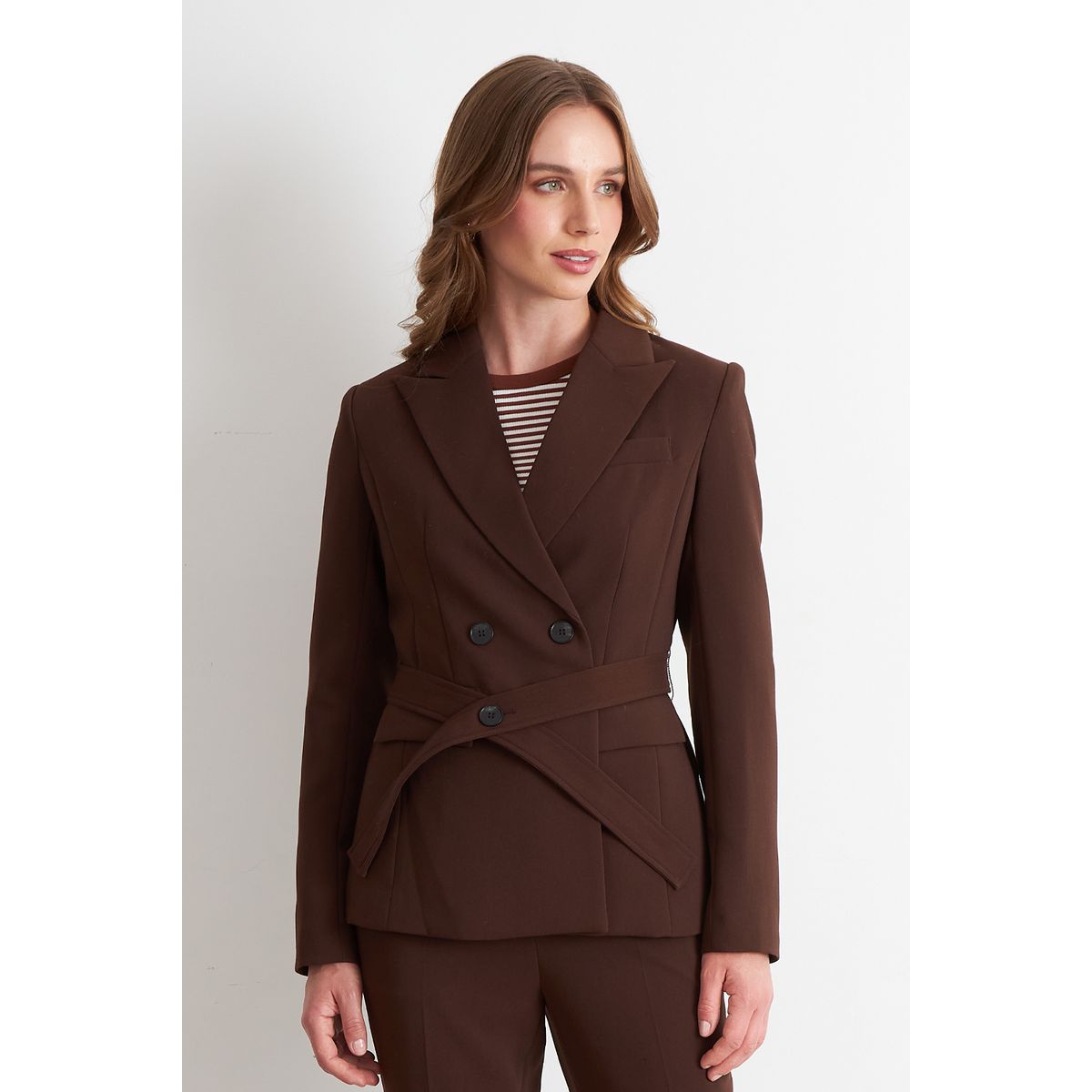 NICOPOLY - Blazer Cinturón Café Nicopoly