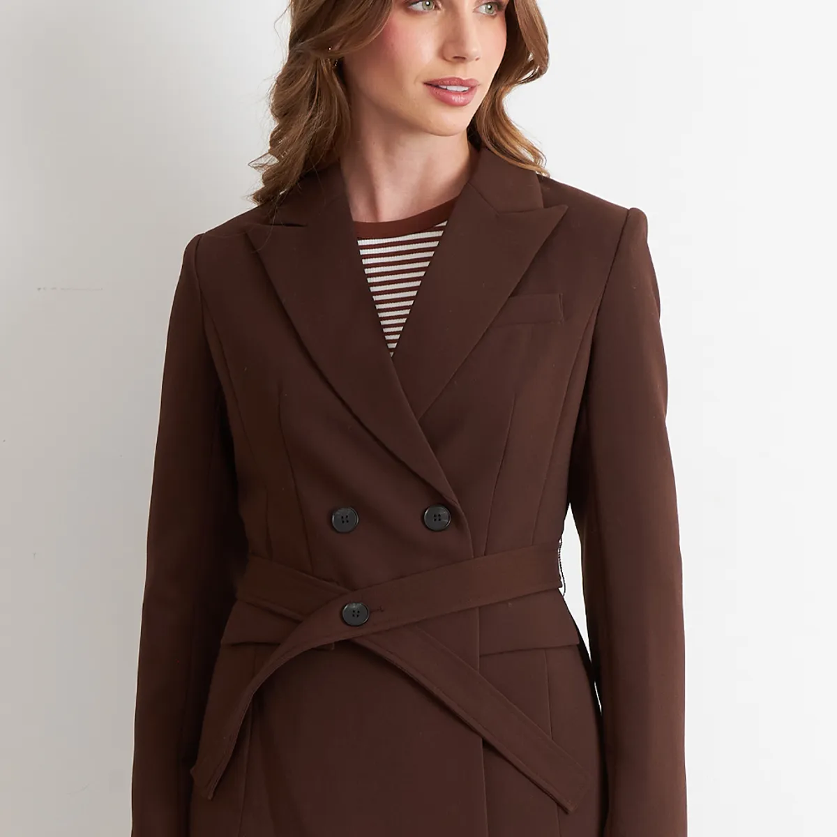 NICOPOLY - Blazer Cinturón Café Nicopoly