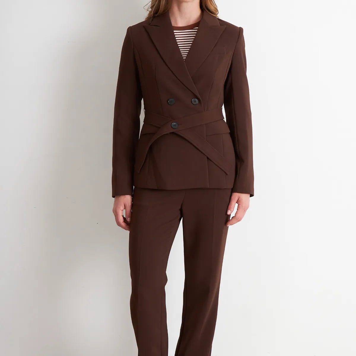 NICOPOLY - Blazer Cinturón Café Nicopoly