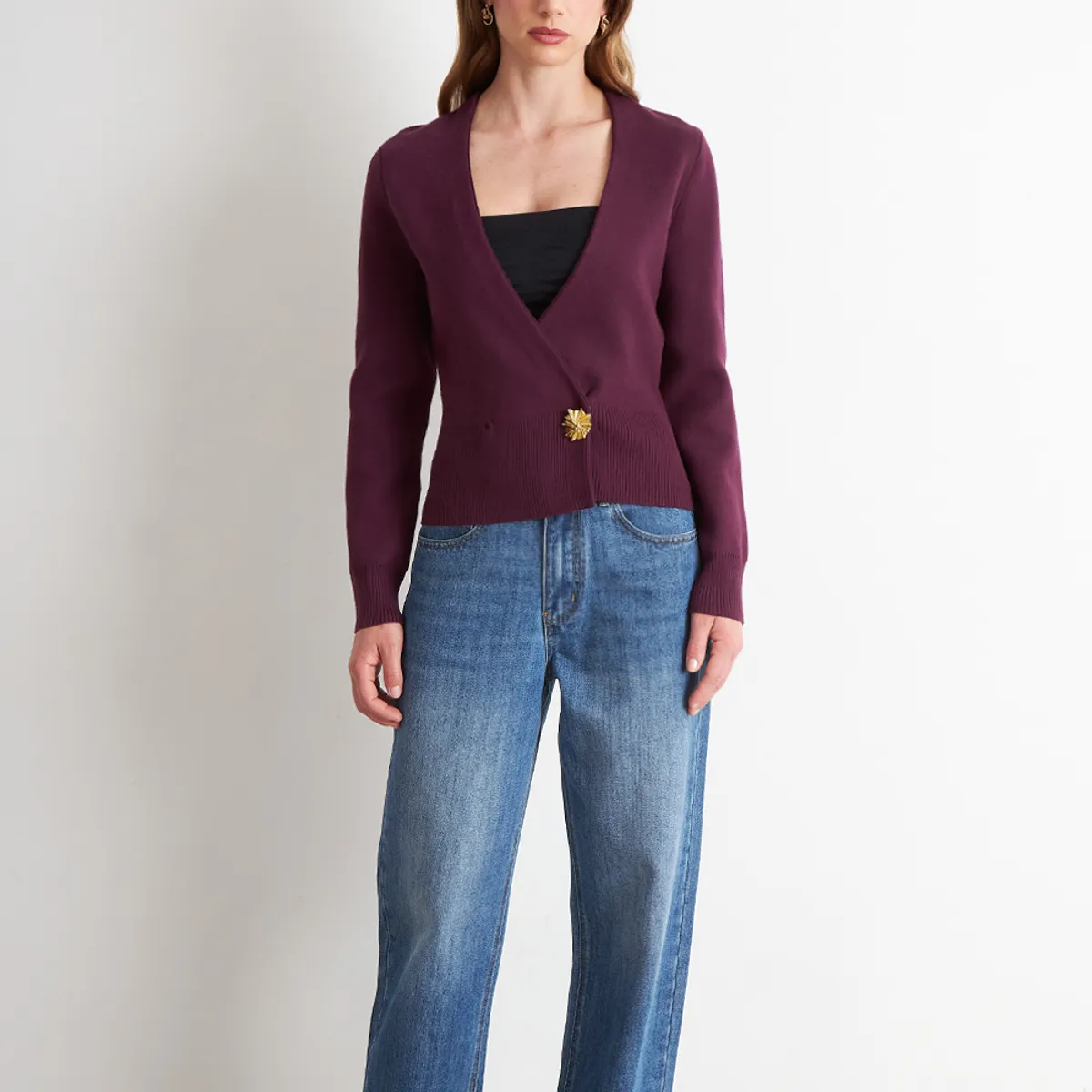 NICOPOLY - Cárdigan Cruzado con Botón Dorado Morado Nicopoly