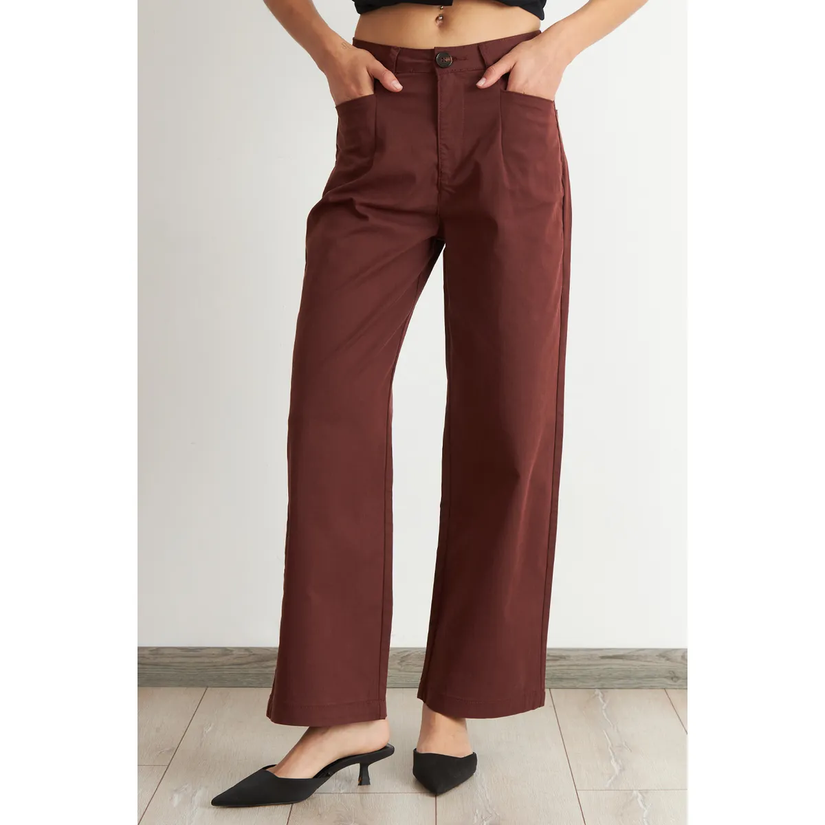 NICOPOLY - Jeans Corte Recto Café Nicopoly