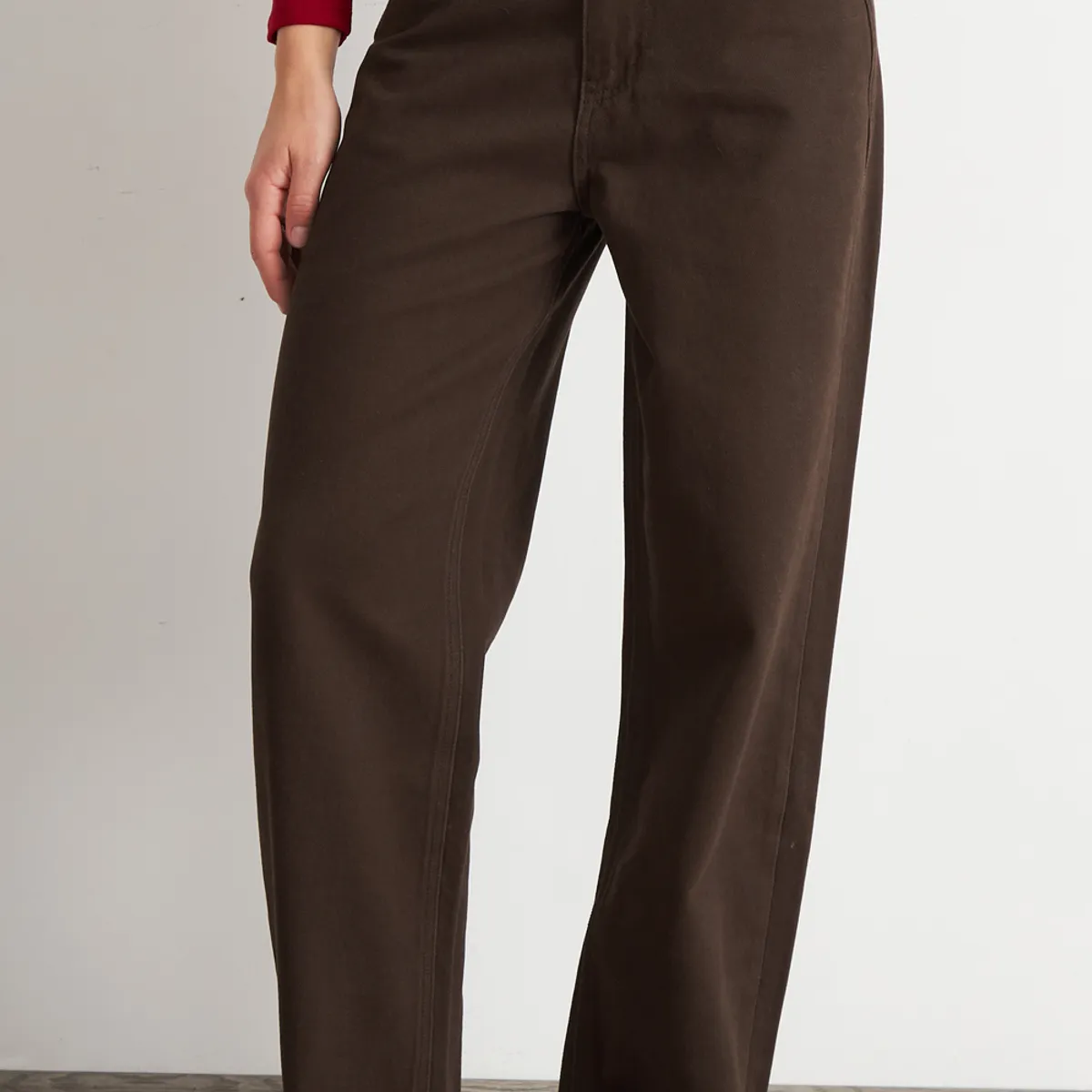 NICOPOLY - Jeans Rectos Tiro Alto Café Nicopoly