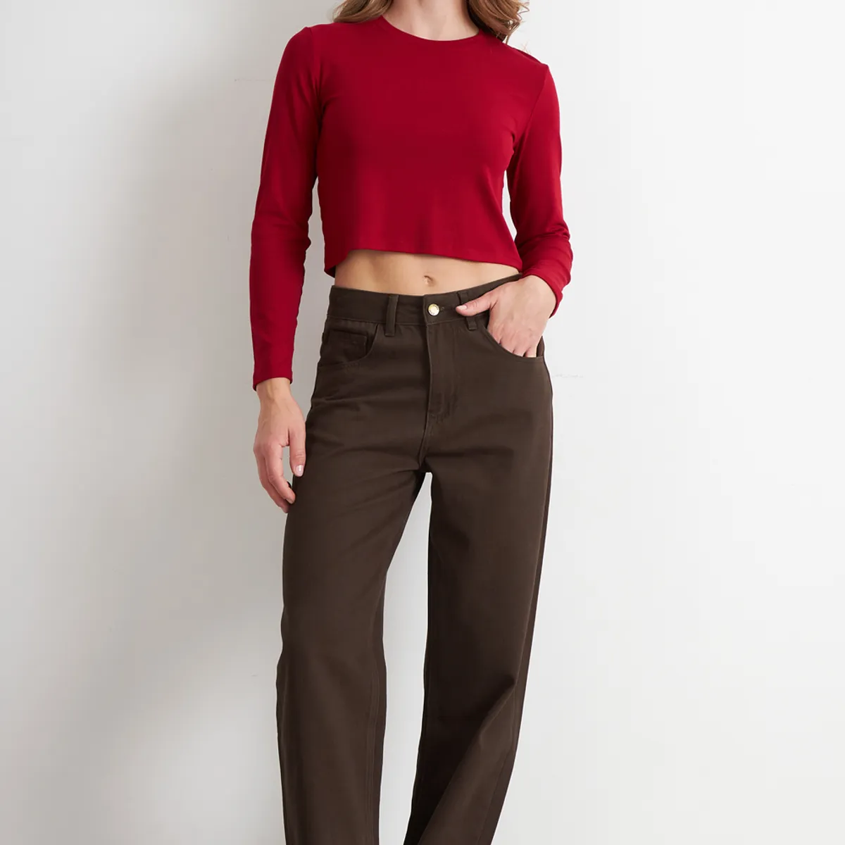 NICOPOLY - Jeans Rectos Tiro Alto Café Nicopoly