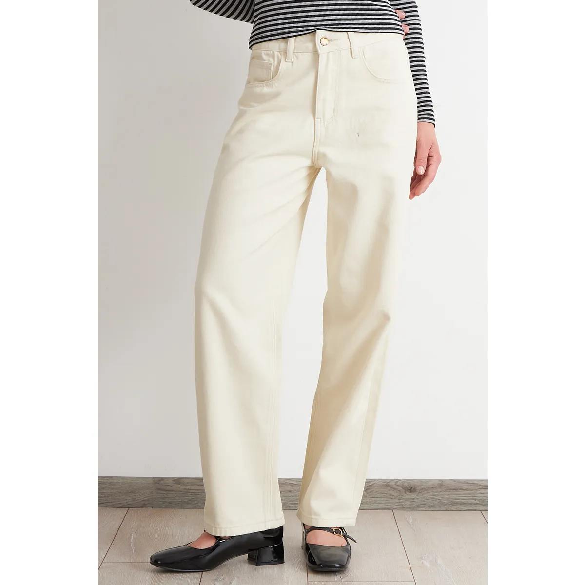 NICOPOLY - Jeans Rectos Tiro Alto Blanco Nicopoly
