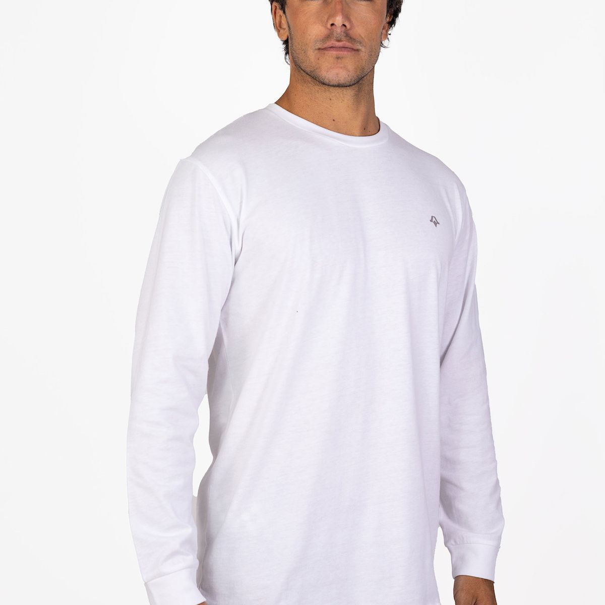 KIVUL - Polera Hombre Kivul Logo Blanco