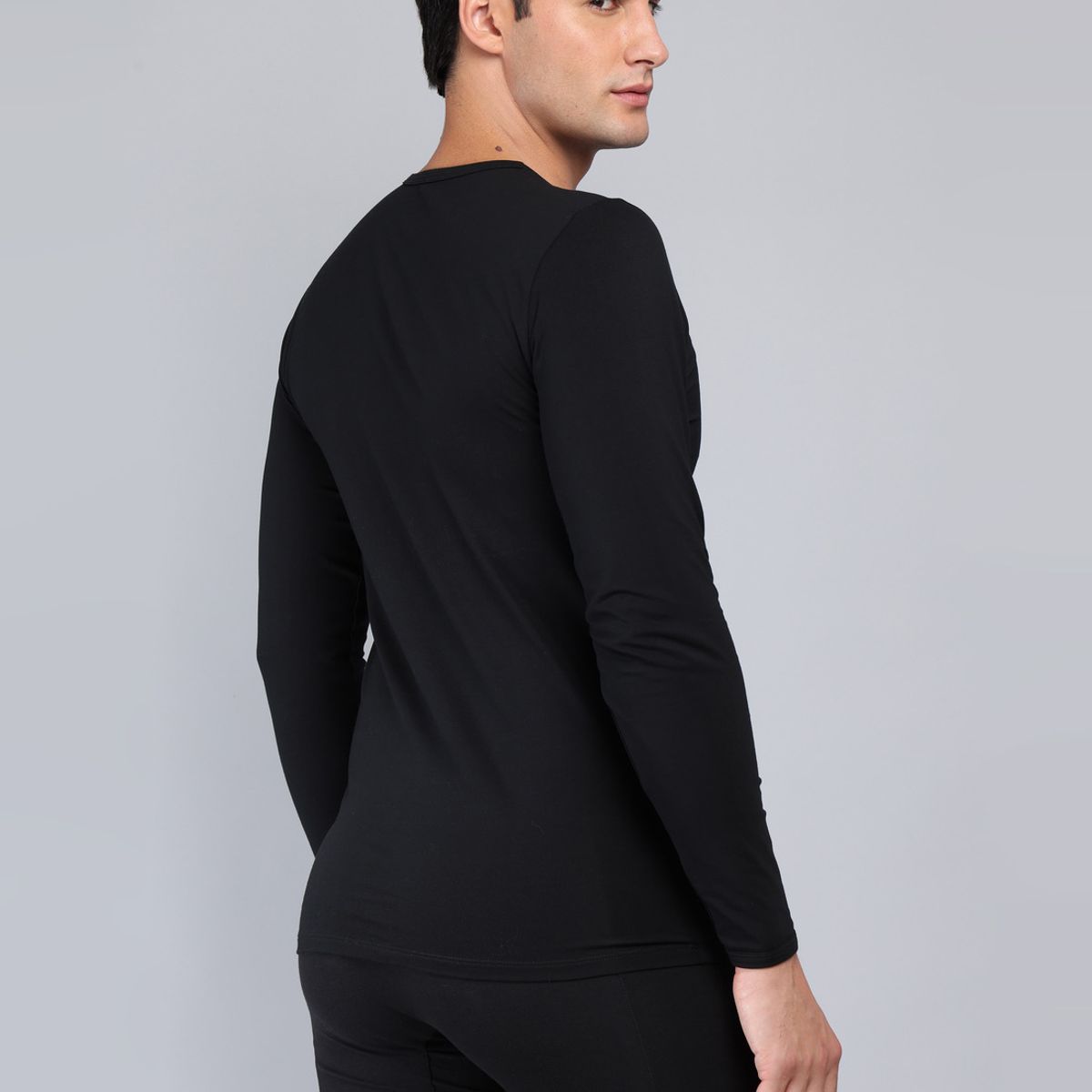 ARROW - Camiseta Primera Capa Regular Fit Negro Arrow ARROW