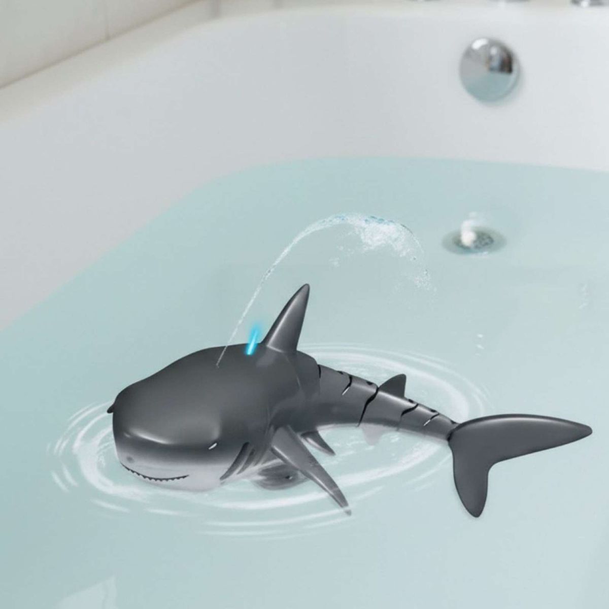 GENERICO - Tiburon de juguete para piscina a control remoto con spray