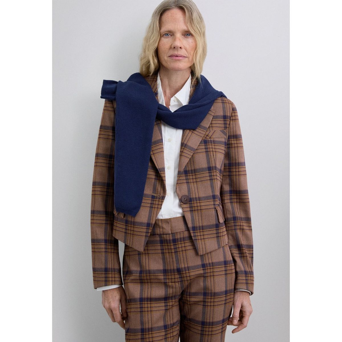 SCALPERS - Blazer Cropped Cuadros