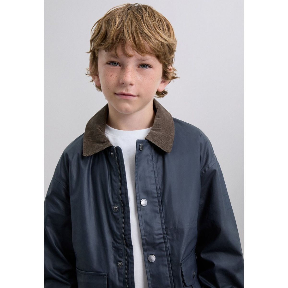 SCALPERS - Chaqueta Cuello Contraste Pana