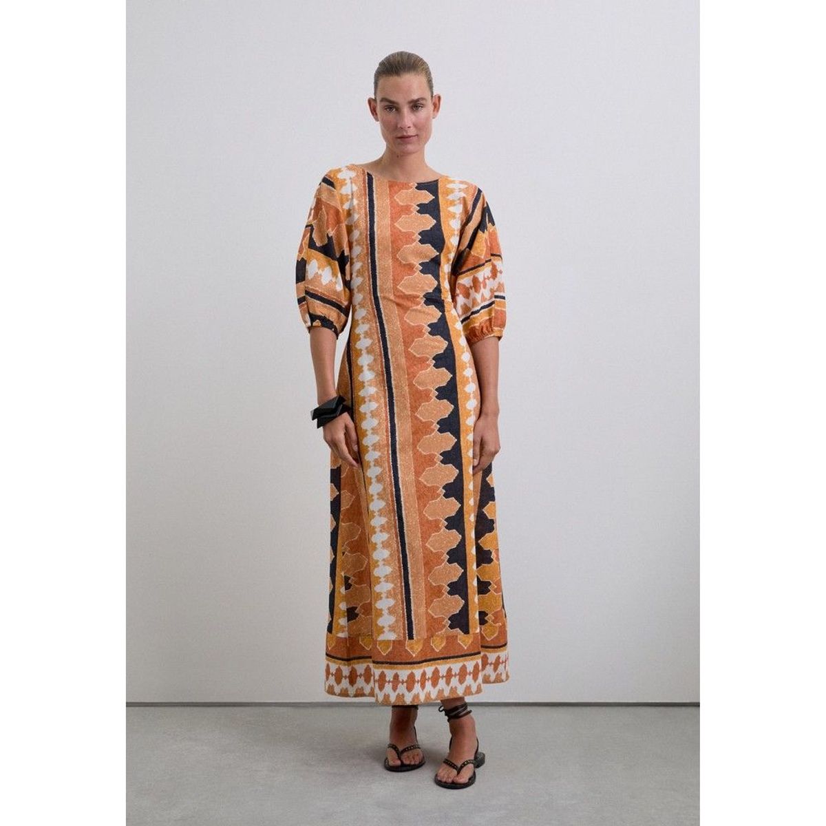 SCALPERS - Vestido Midi Étnico