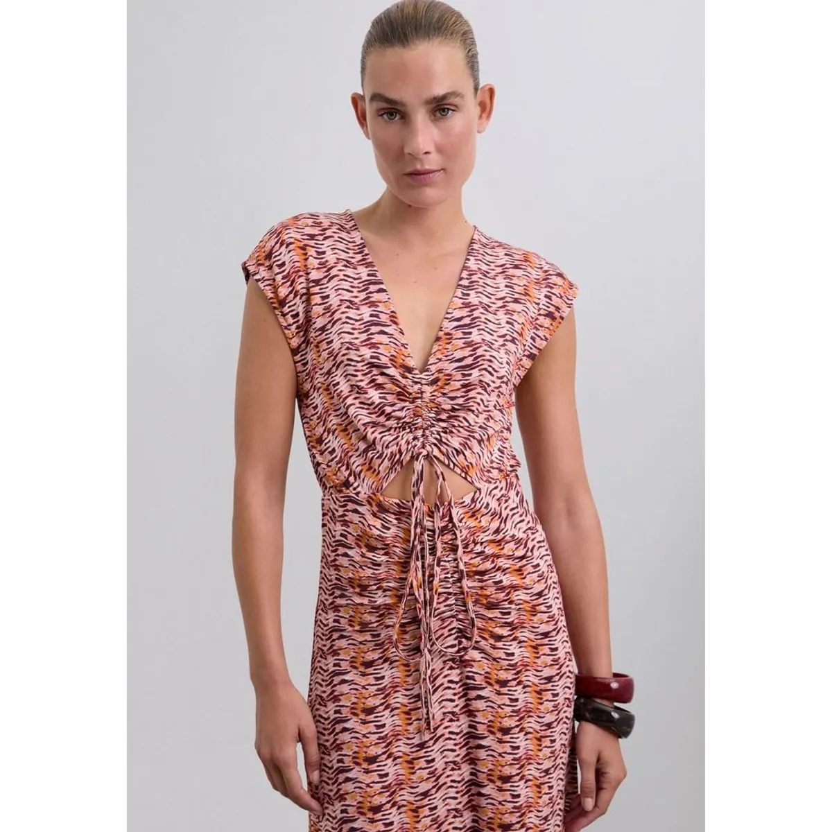 SCALPERS - Vestido Estampado Cut Out