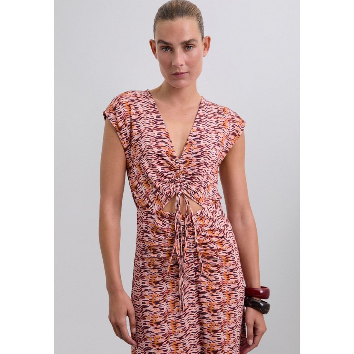 SCALPERS - Vestido Estampado Cut Out