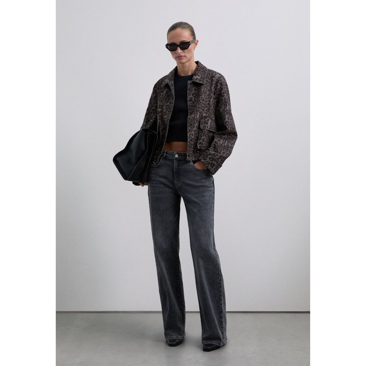 SCALPERS - Chaqueta Animal Print Studs