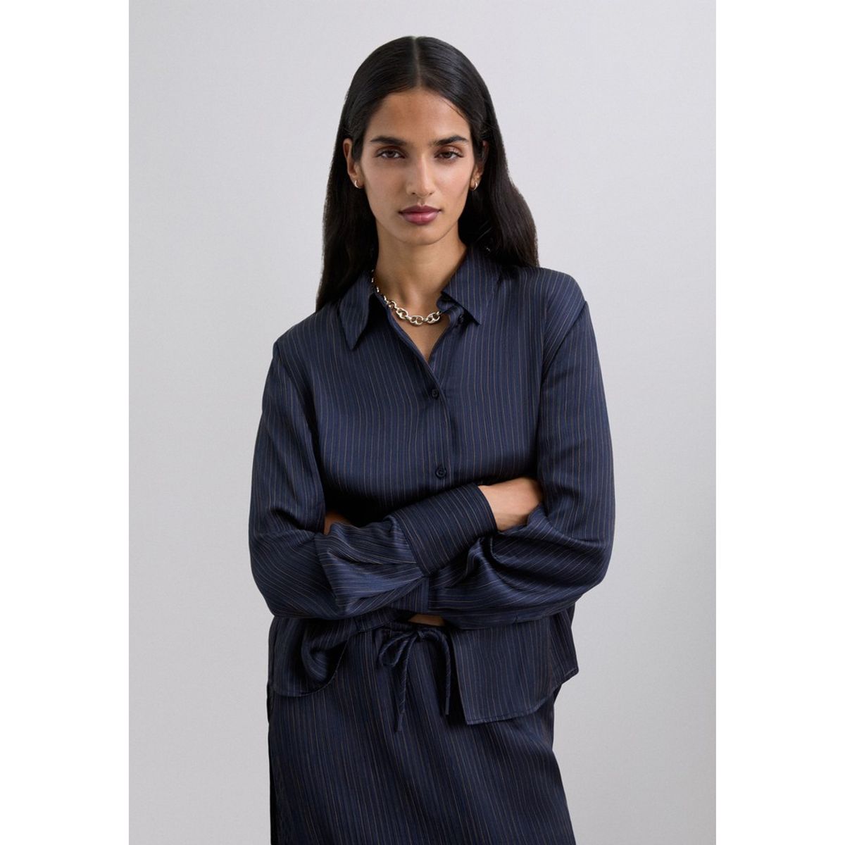 SCALPERS - Camisa Raya Diplomática Fluida