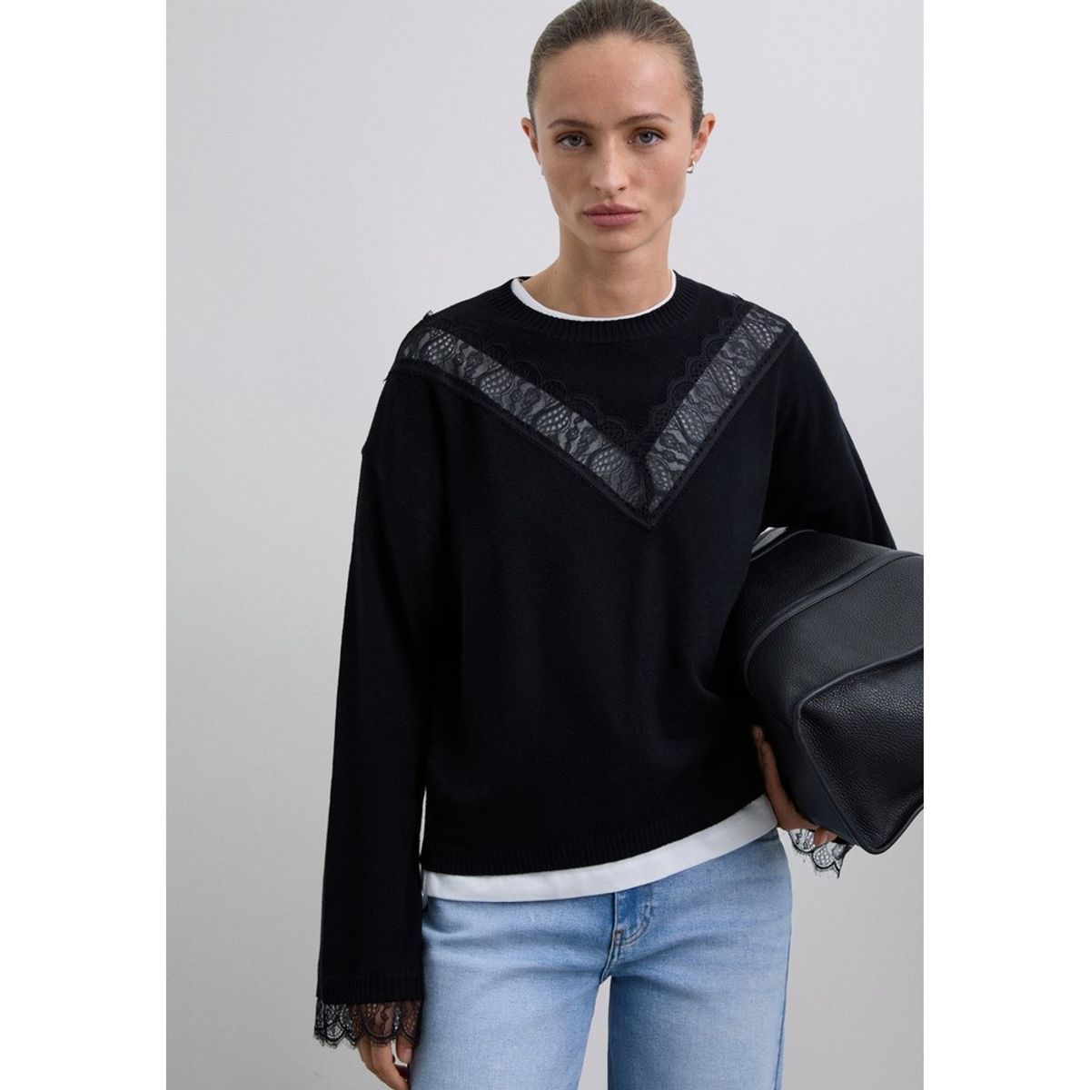 SCALPERS - Jersey Detalles Encajes