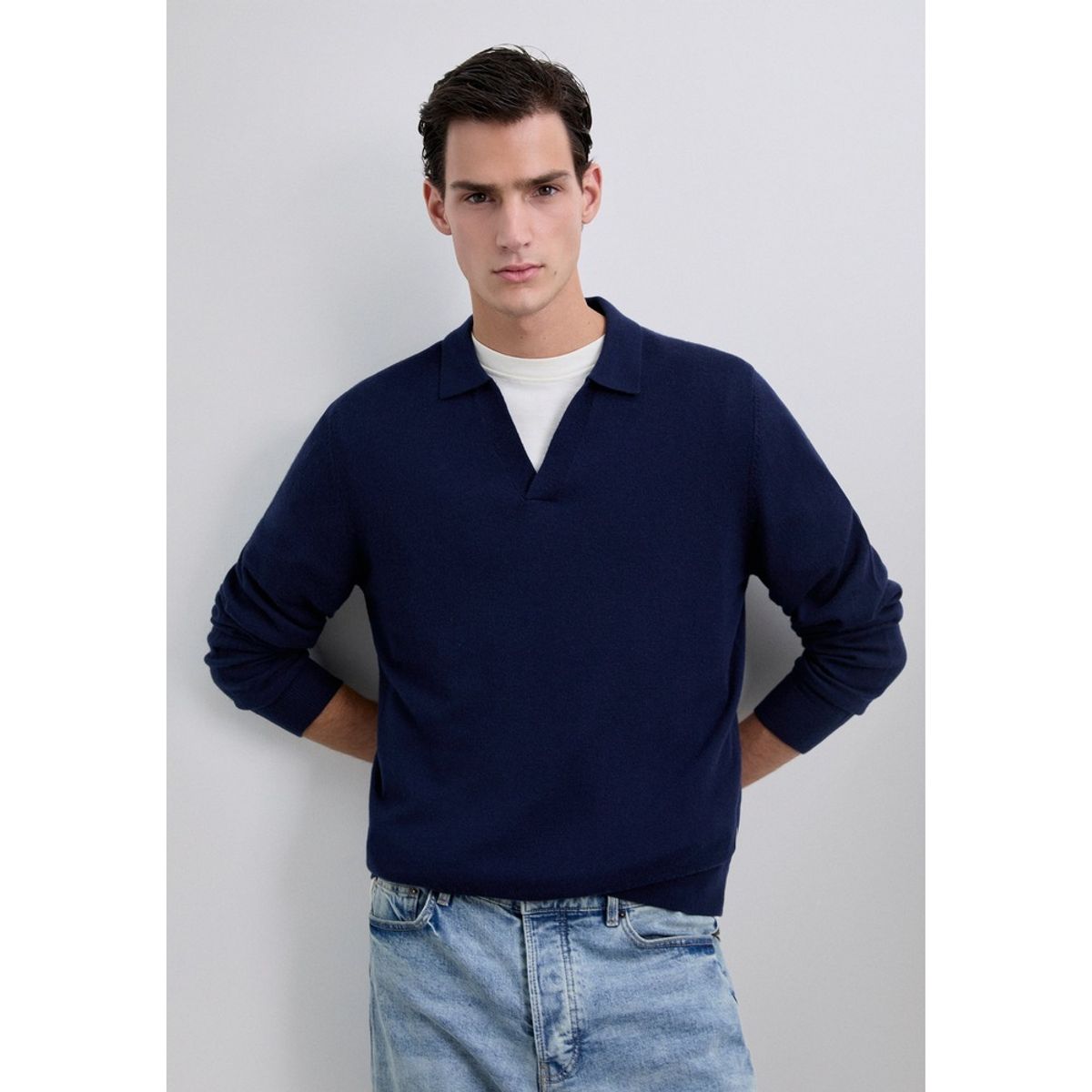 SCALPERS - Jersey Polo Cuello Pico Lana
