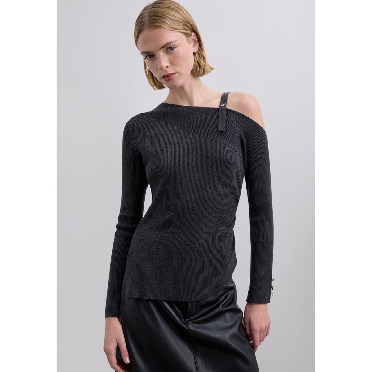 SCALPERS - Jersey De Canalé Asimétrico